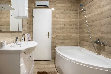 Modern Villa for 6 Guests in Lovreć with Outdoor Pool