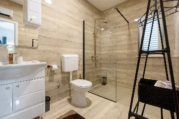 Modern Villa for 6 Guests in Lovreć with Outdoor Pool