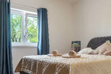 Modern Villa for 6 Guests in Lovreć with Outdoor Pool