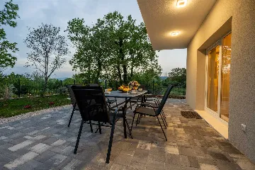 Modern Villa for 6 Guests in Lovreć with Outdoor Pool