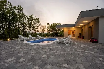 Modern Villa for 6 Guests in Lovreć with Outdoor Pool