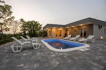 Modern Villa for 6 Guests in Lovreć with Outdoor Pool