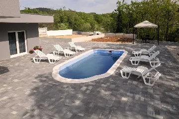 Modern Villa for 6 Guests in Lovreć with Outdoor Pool