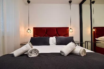 Bibinje Apartment for 4 Guests with Heated Rooftop Pool