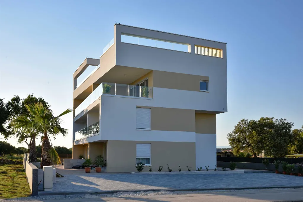 Heated Rooftop Pool Apartment for 4 Guests in Bibinje