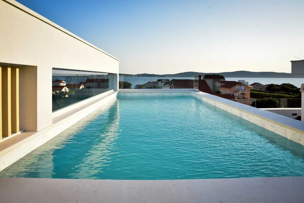 Heated Rooftop Pool Apartment for 4 Guests in Bibinje