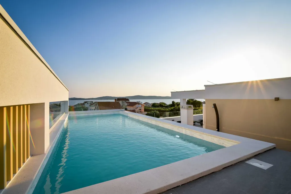 Heated Rooftop Pool Apartment for 4 Guests in Bibinje