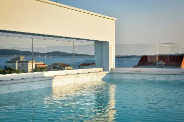 Heated Rooftop Pool Apartment for 4 Guests in Bibinje