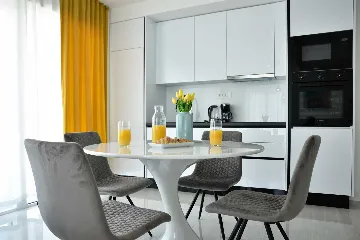 Heated Rooftop Pool Apartment for 4 Guests in Bibinje