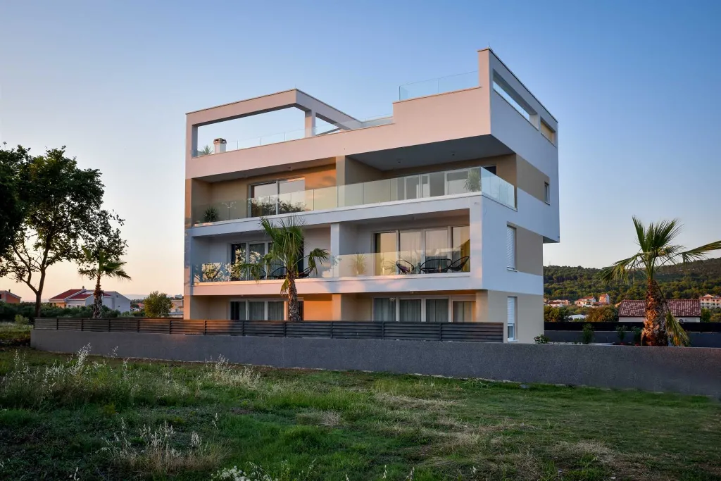 Bibinje 2-Bedroom Apartment with Heated Rooftop Pool