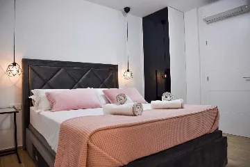 Bibinje 2-Bedroom Apartment with Heated Rooftop Pool