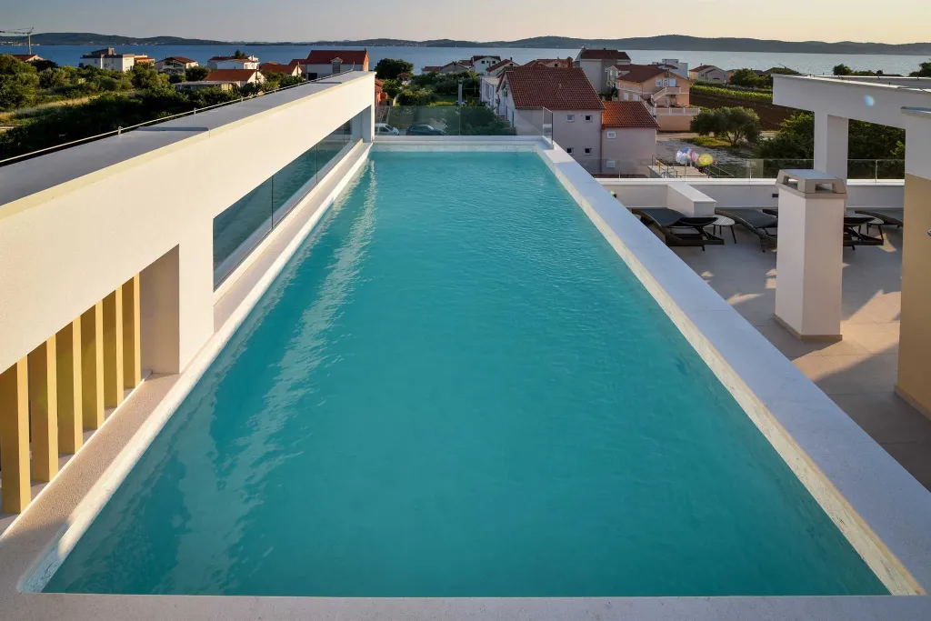 Bibinje 2-Bedroom Apartment with Heated Rooftop Pool