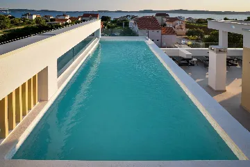 Bibinje 2-Bedroom Apartment with Heated Rooftop Pool