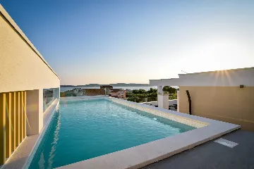Bibinje 2-Bedroom Apartment with Heated Rooftop Pool