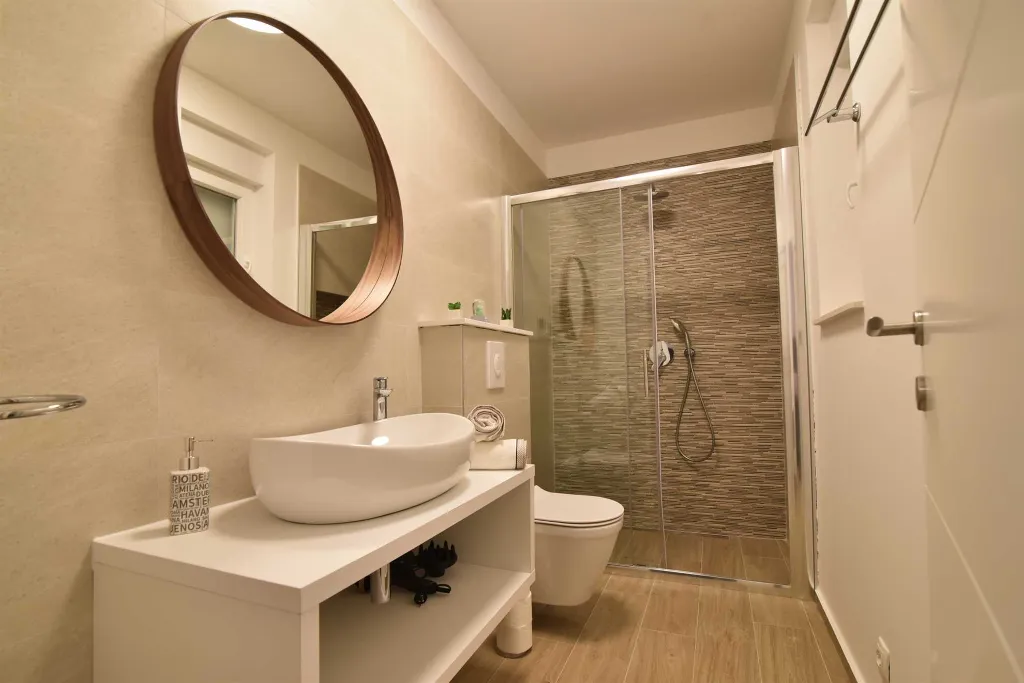 Bibinje 2-Bedroom Apartment with Heated Rooftop Pool