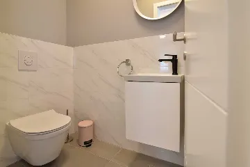 Bibinje 2-Bedroom Apartment with Heated Rooftop Pool