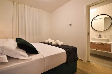 Bibinje 2-Bedroom Apartment with Heated Rooftop Pool