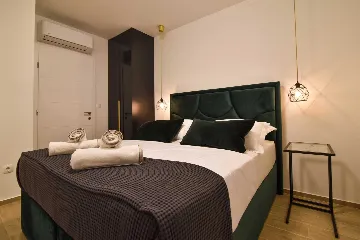 Bibinje 2-Bedroom Apartment with Heated Rooftop Pool