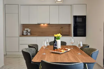 Bibinje 2-Bedroom Apartment with Heated Rooftop Pool