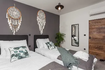 Villa in Biograd na Moru with Heated Pool (8 guests)