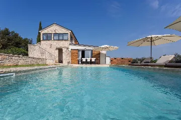 Villa in Biograd na Moru with Heated Pool (8 guests)