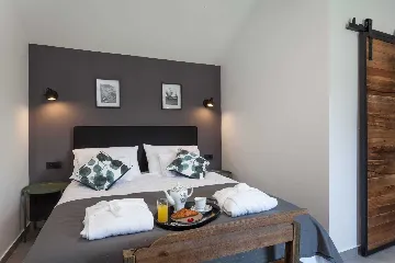 Villa in Biograd na Moru with Heated Pool (8 guests)