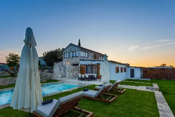 Villa in Biograd na Moru with Heated Pool (8 guests)