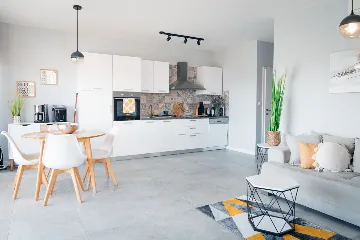 2-Bedroom Apartment with Pool in Slatine