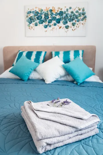 2-Bedroom Apartment with Pool in Slatine