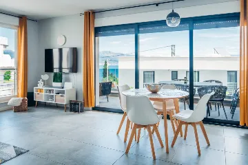 2-Bedroom Apartment with Pool in Slatine