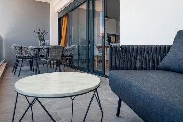 2-Bedroom Apartment with Pool in Slatine