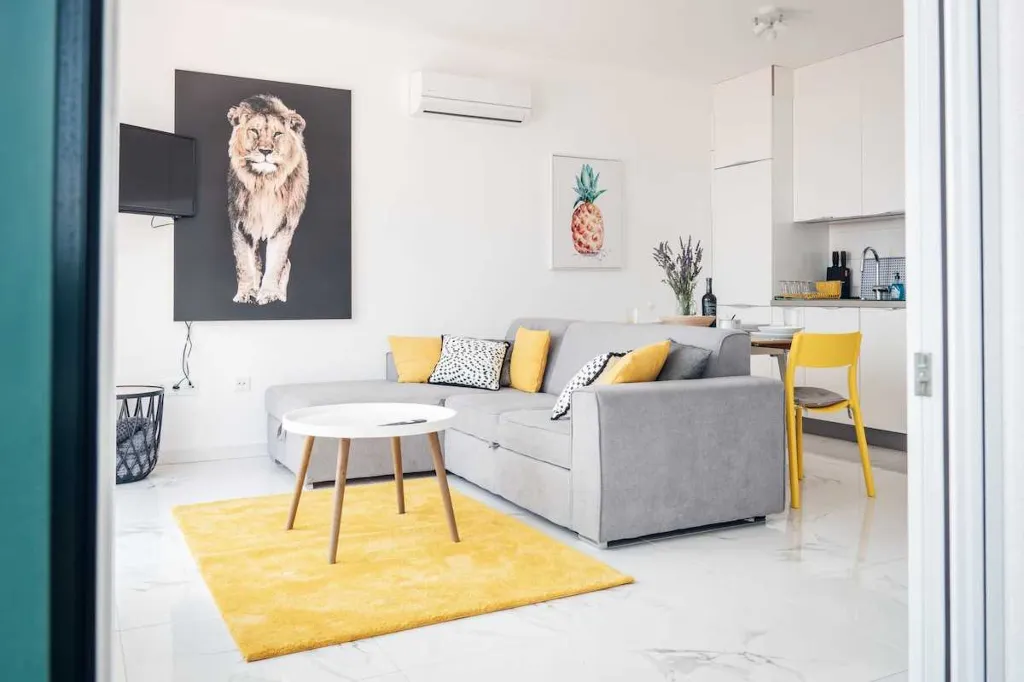 1-Bedroom Apartment in Rogoznica for 4 Guests