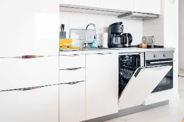 1-Bedroom Apartment in Rogoznica for 4 Guests