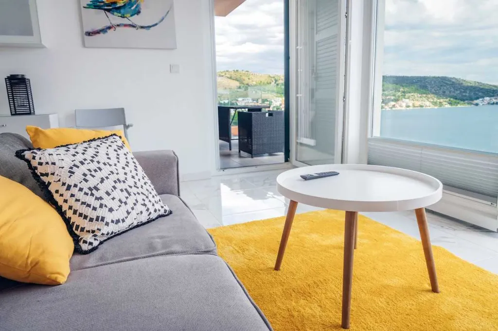 1-Bedroom Apartment in Rogoznica for 4 Guests