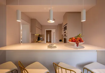 Villa with Pool, Sauna & Jacuzzi in Pražnica