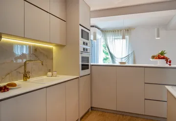 Villa with Pool, Sauna & Jacuzzi in Pražnica