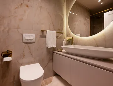 Villa with Pool, Sauna & Jacuzzi in Pražnica