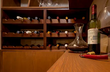 Villa with Pool, Sauna & Jacuzzi in Pražnica