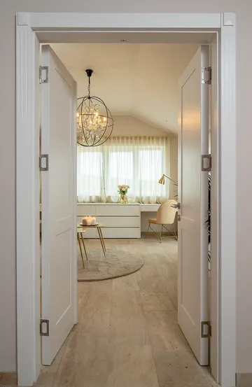 Villa with Pool, Sauna & Jacuzzi in Pražnica