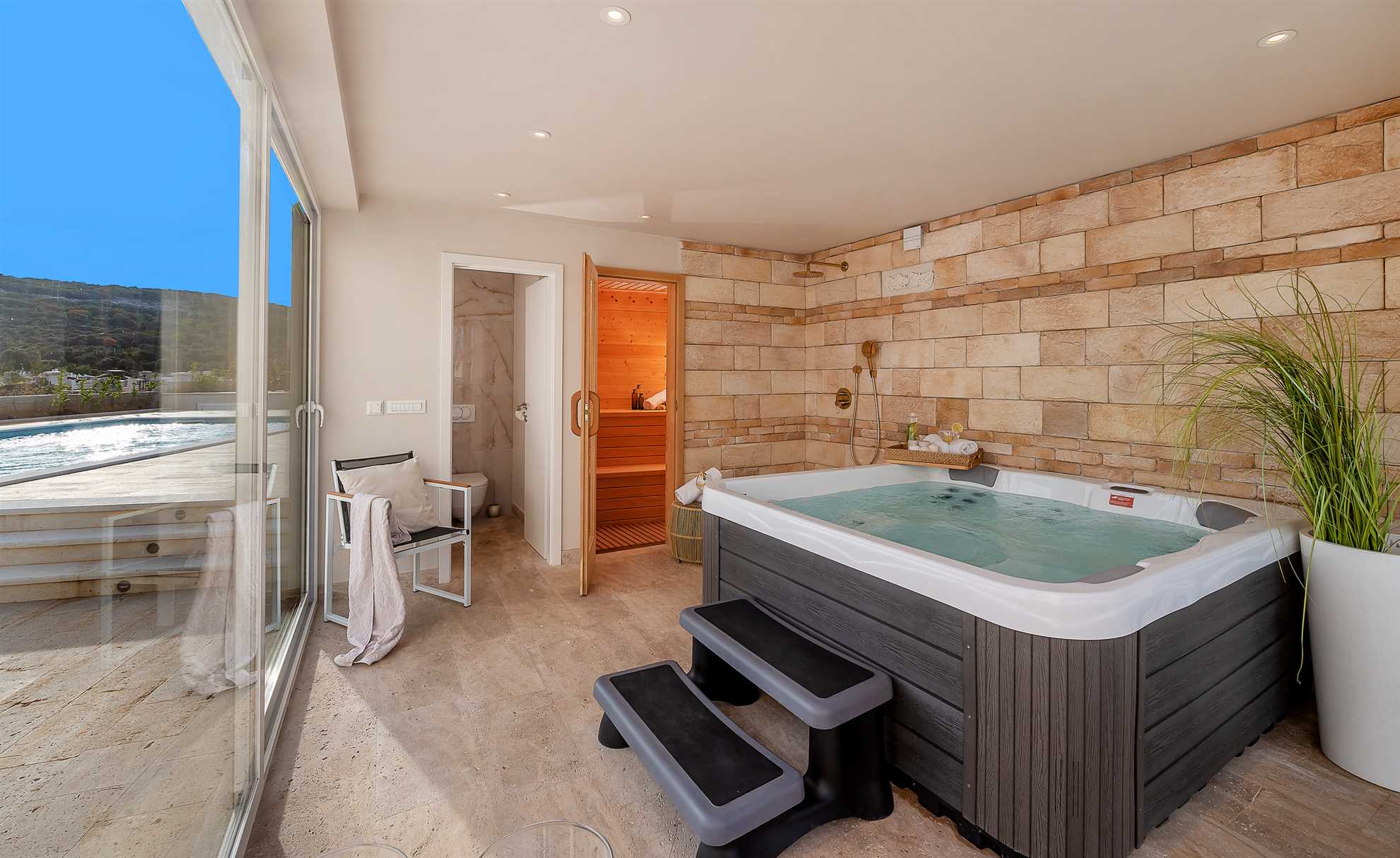 Luxury Villa David with pool, sauna, jacuzzi