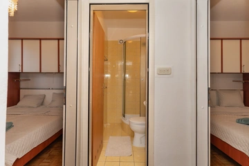 Spacious 2-Bedroom Apartment in Stivasnica, Croatia