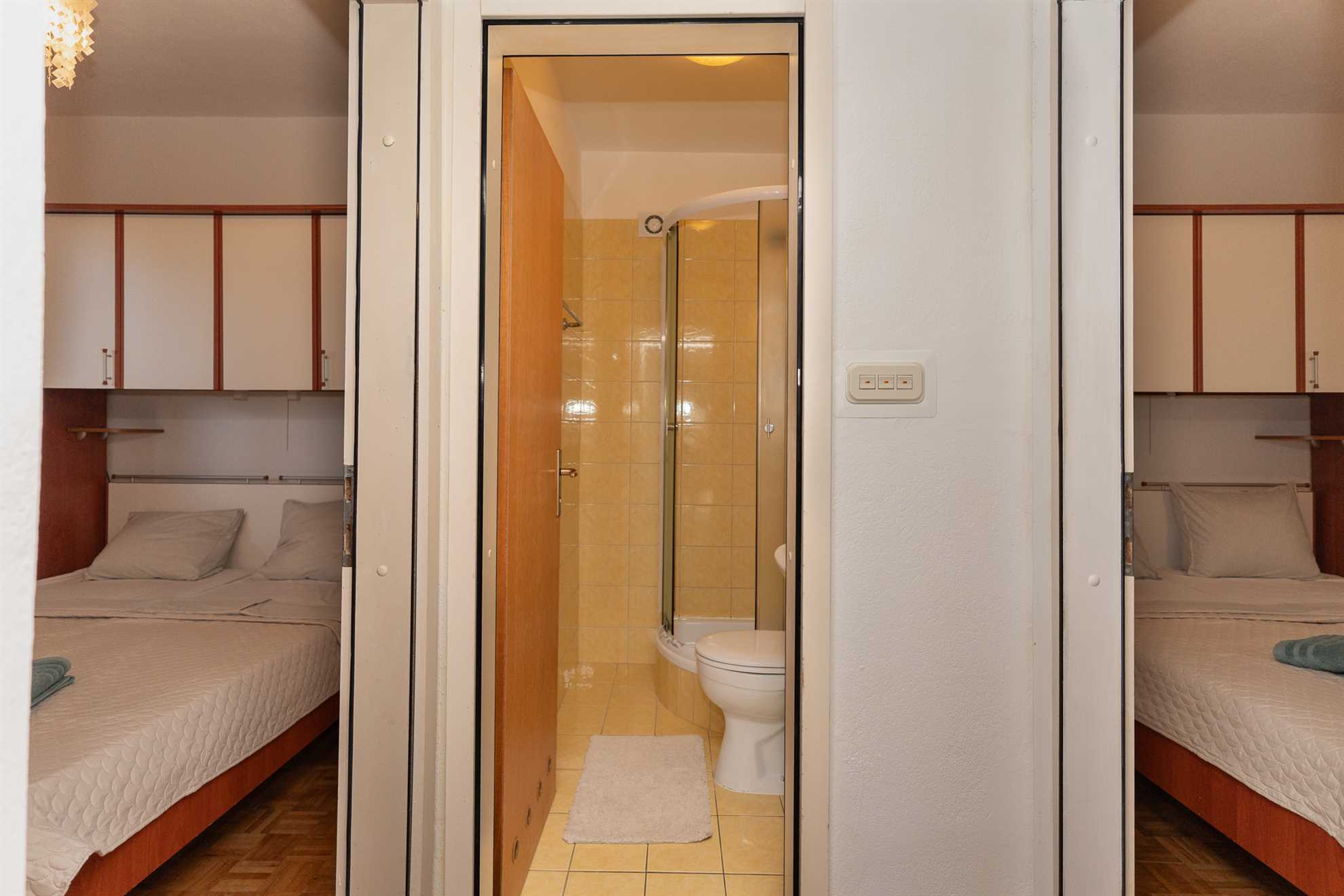 Apartment Lila 1 with sea view