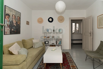 2-Bedroom House near Beach in Kaštel Lukšić