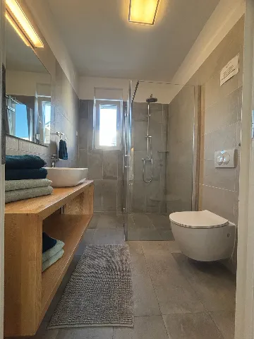 Novalja 1-Bedroom Apartment for 4 Guests with Terrace