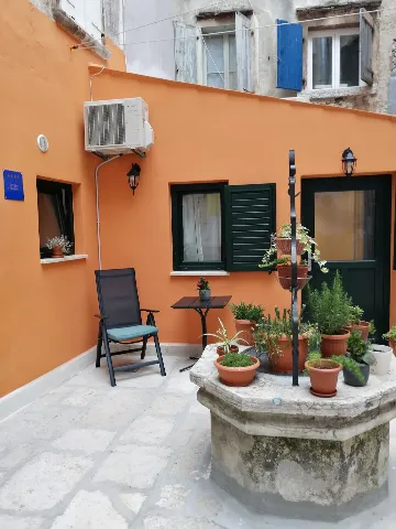 Studio Apartment in Rovinj for 2 Guests