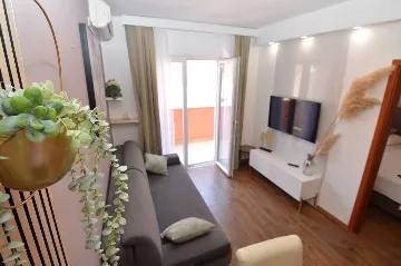 One-Bedroom Apartment in Starigrad, Croatia