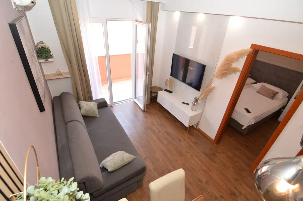 One-Bedroom Apartment in Starigrad, Croatia