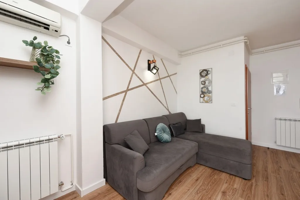 Starigrad Sea View Apartment for 4 Guests