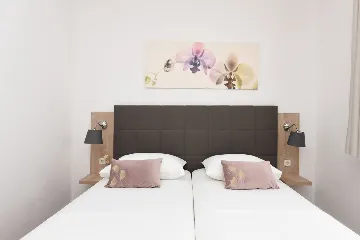 Starigrad Sea View Apartment for 4 Guests