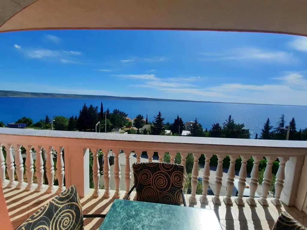 Starigrad Sea View Apartment for 4 Guests